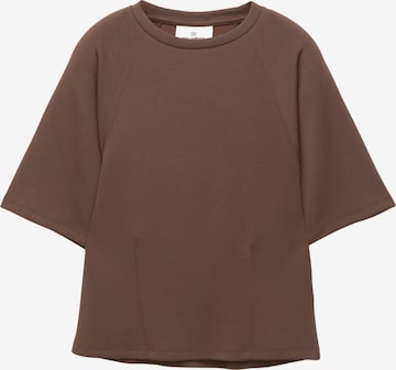 Tricou de la Pull&Bear pe maro: față