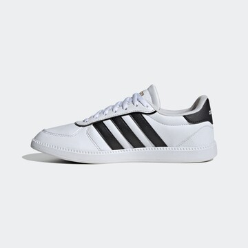 Baskets basses 'Breaknet' ADIDAS SPORTSWEAR en blanc
