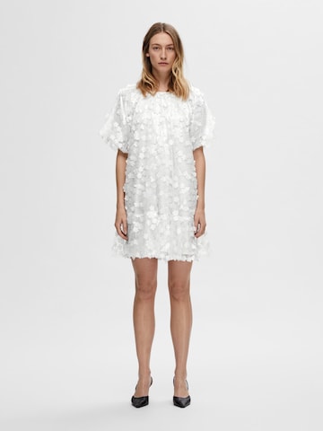 Robe SELECTED FEMME en blanc