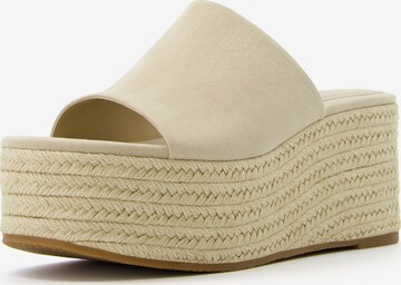 Bershka Pantolette in Beige: predná strana