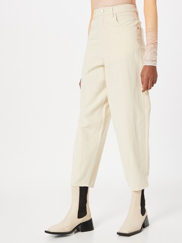 Wemoto Tapered Jeans 'Flo' in Beige: voorkant