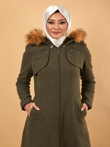 MODAMIHRAM Winter Coat in Green