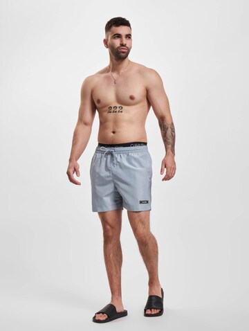 Calvin Klein Swimwear Badeshorts in Grau