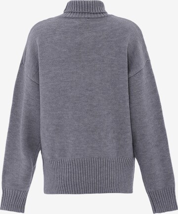 aleva Sweater in Grey