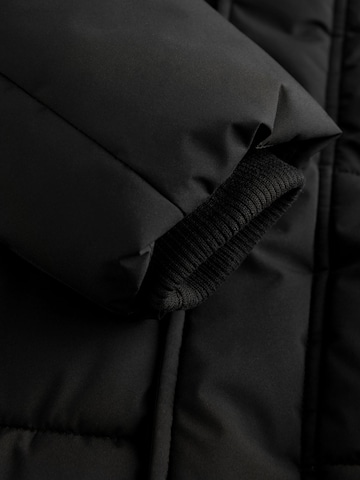 Next - Abrigo en negro