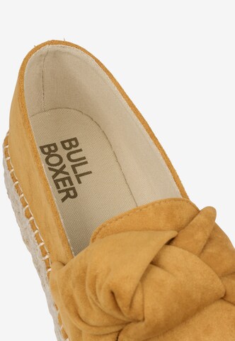 BULLBOXER Espadrilles in Yellow