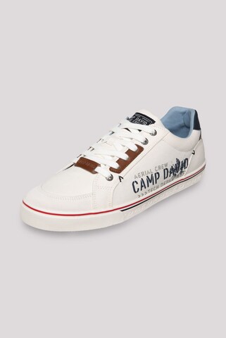 CAMP DAVID Canvas Sneaker mit Logo Print in Weiß: Vorderseite