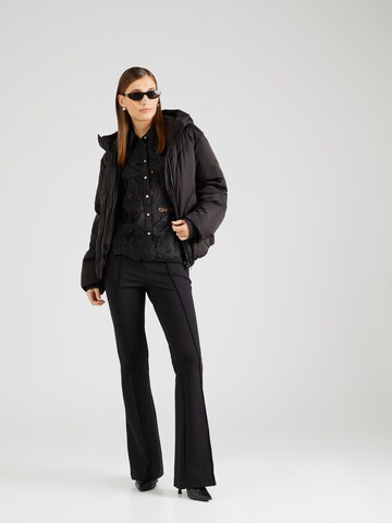 YAS - Chaqueta de invierno 'YASIRIMA' en negro