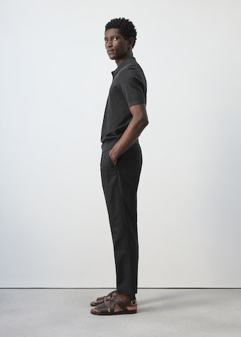 MANGO MAN Slim fit Pleat-Front Pants 'Romelino' in Black