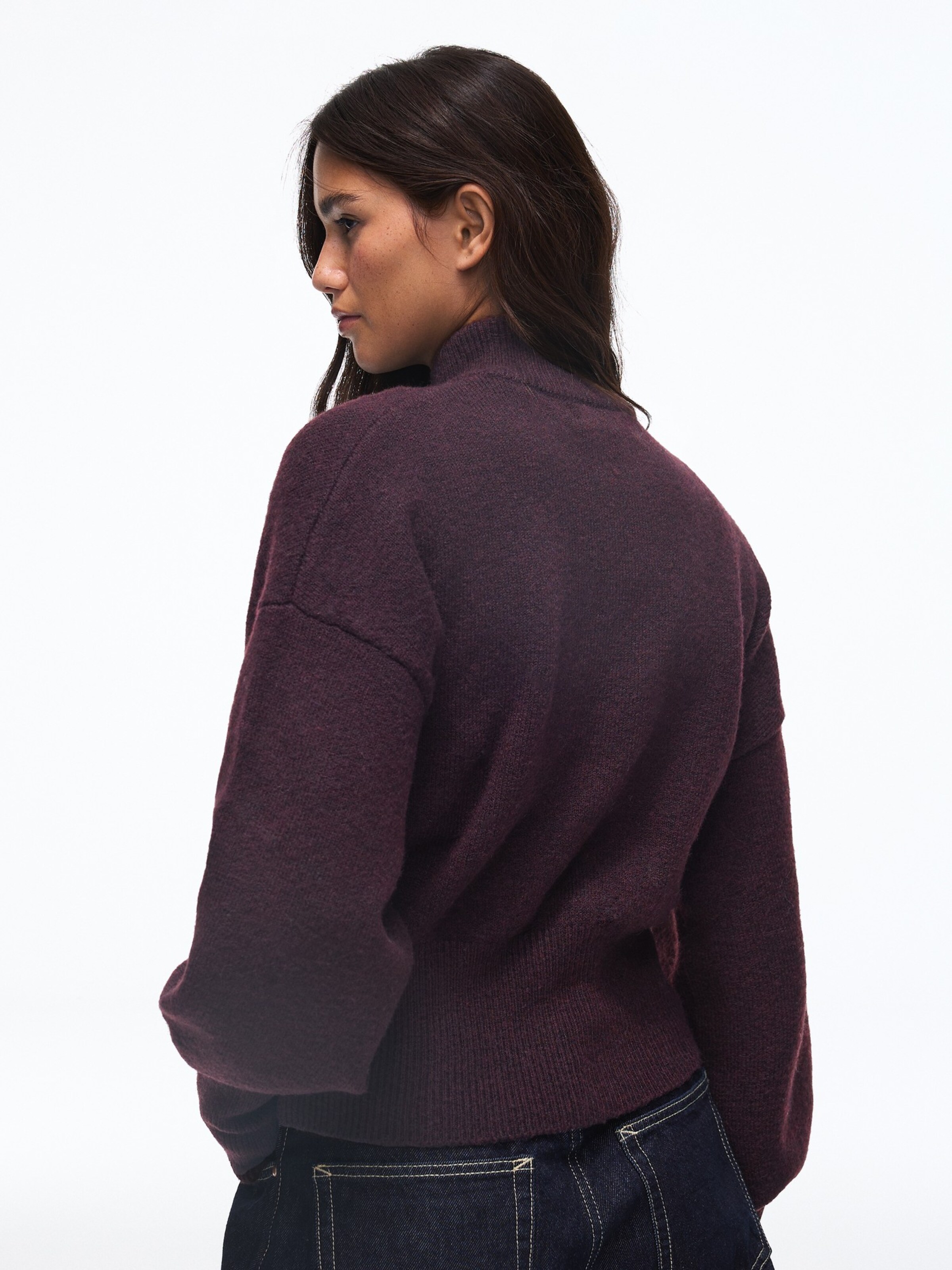 Cardigan Bershka en rouge : derrière