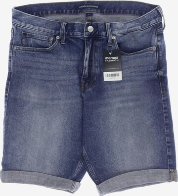 Calvin Klein Jeans Shorts in 32 in Blue: front