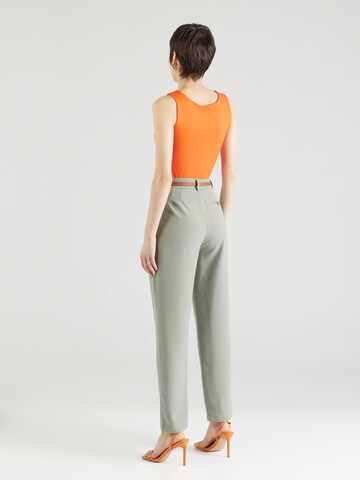 Regular Pantalon 'Nina' ABOUT YOU en vert