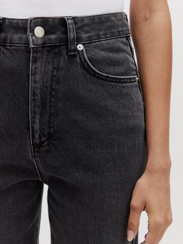 EDITED Regular Jeans 'Xana' in Black