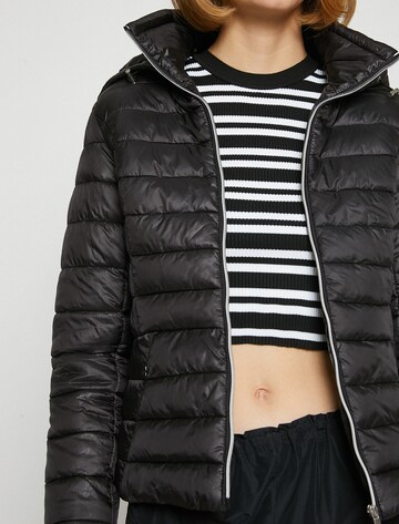 Koton Jacke in Schwarz