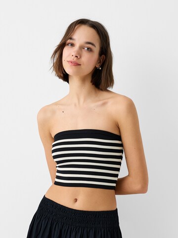 Bershka Knitted top in Black: front