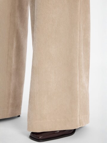 Ana Alcazar Regular Trousers 'Enliri' in Beige