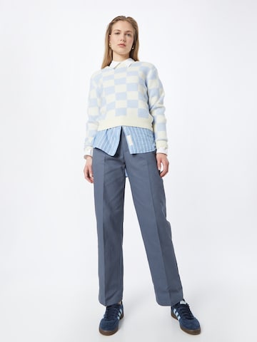 Edikted Loose fit Trousers with creases in Blue