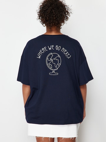 T-shirt Trendyol Curve en bleu : devant