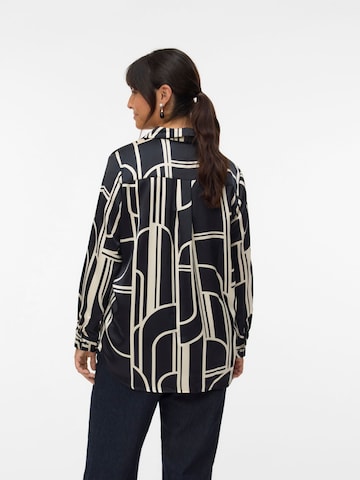 Vero Moda Curve Bluse 'VMChadley' in Schwarz
