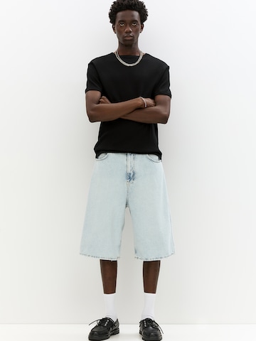 T-Shirt Pull&Bear en noir : devant
