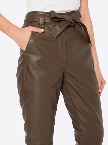 SECOND FEMALE Regular Pants 'Abina' in Brown