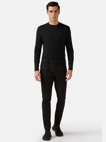 Boggi Milano Regular Pleat-front trousers 'Roberto' in Black