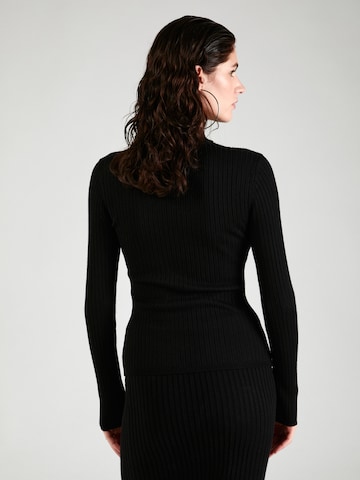 GUESS Пуловер 'CLARITA' в черно