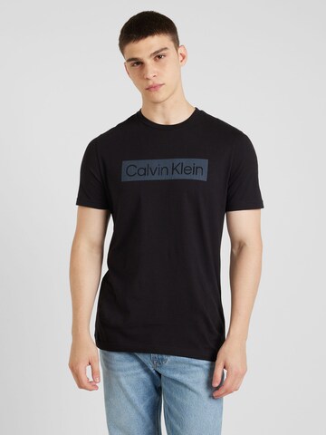 T-Shirt Calvin Klein en noir : devant