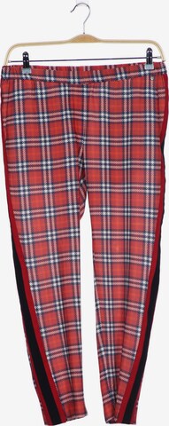 River Woods Pants in M in Red: front