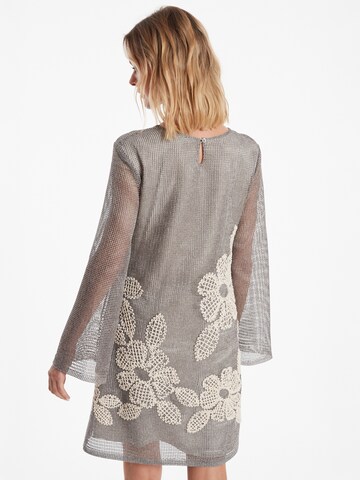 Robe 'Zalia' Ana Alcazar en gris