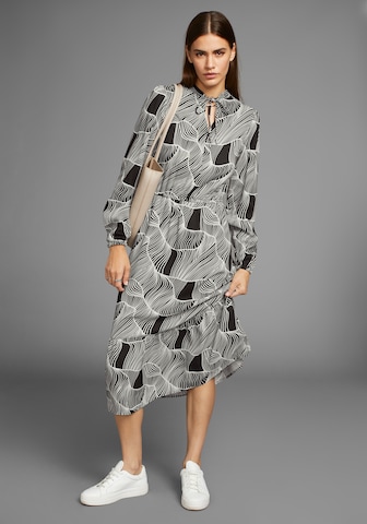 HECHTER PARIS Dress in Black