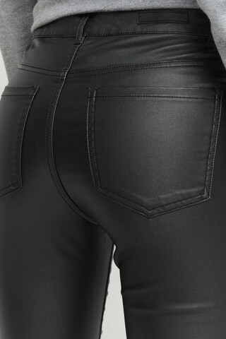 b.young - Skinny Pantalón 'Lola Kiko' en verde