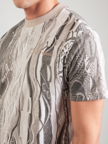 Carlo Colucci Särk, värv hall