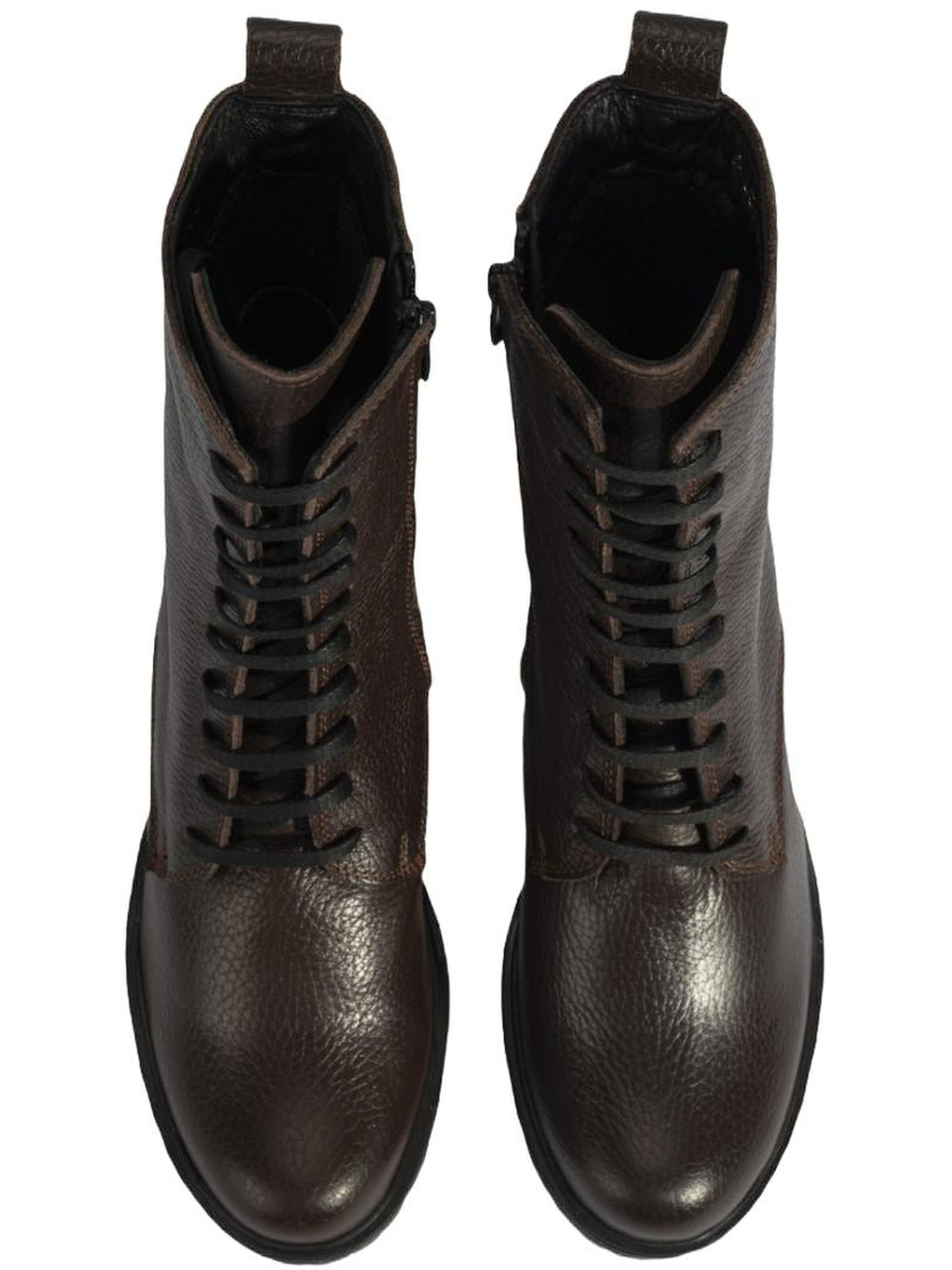 Desa Boots in Brown