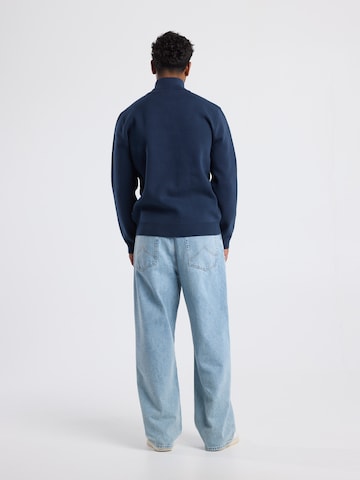 America Today Sweater in Blue