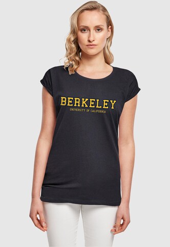 Merchcode T-Shirt 'Berkeley University - Script' in Blau: predná strana