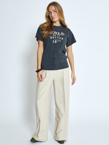 DESIRES Shirts 'Elise' i grå