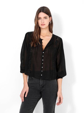 Scalpers Blouse in Black: front