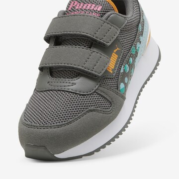 PUMA Sneakers in Grijs