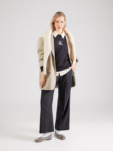 Calvin Klein Jeans Tréning póló 'CLASSIC' - fekete