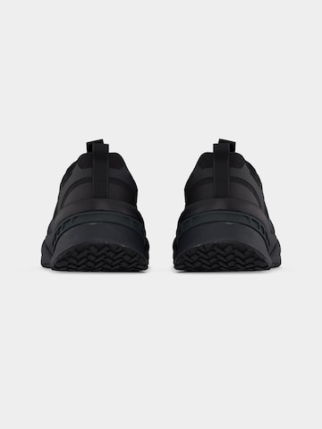 UNDER ARMOUR Αθλητικό παπούτσι 'Reign XT' σε μαύρο