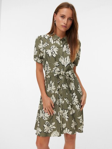 VERO MODA Платье-рубашка в Зеленый: спереди