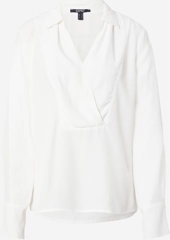 ESPRIT חולצות נשים בלבן: מלפנים
