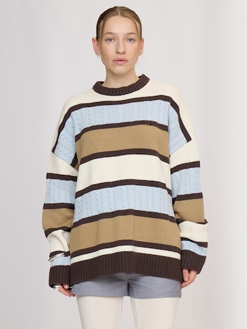 Pullover ' KarloRS ' di Résumé in beige: frontale