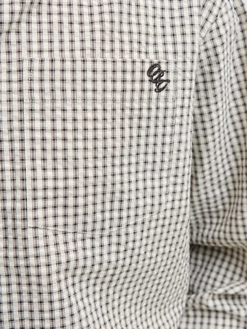 JACK & JONES - Ajuste confortable Camisa 'JORMenton' en blanco