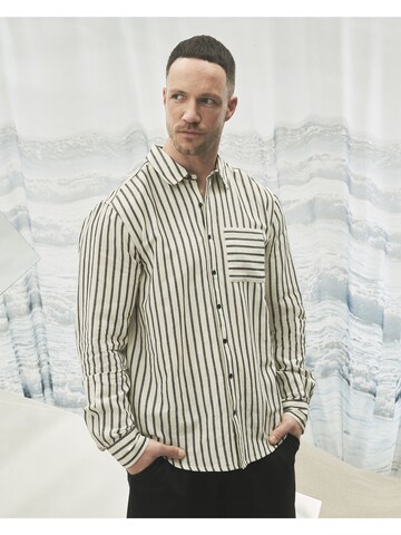 DAN FOX APPAREL - Ajuste regular Camisa 'Janosch' en negro