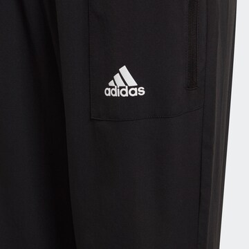 ADIDAS SPORTSWEAR Tepláková souprava – černá