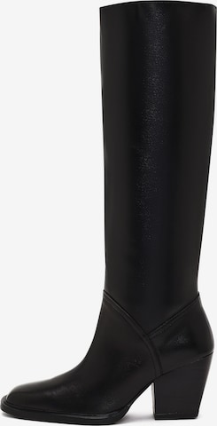 Derimod Bootsit värissä musta: etupuoli