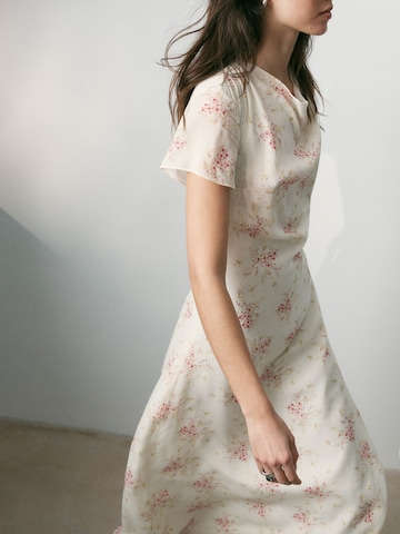 Robe Bhoem en blanc