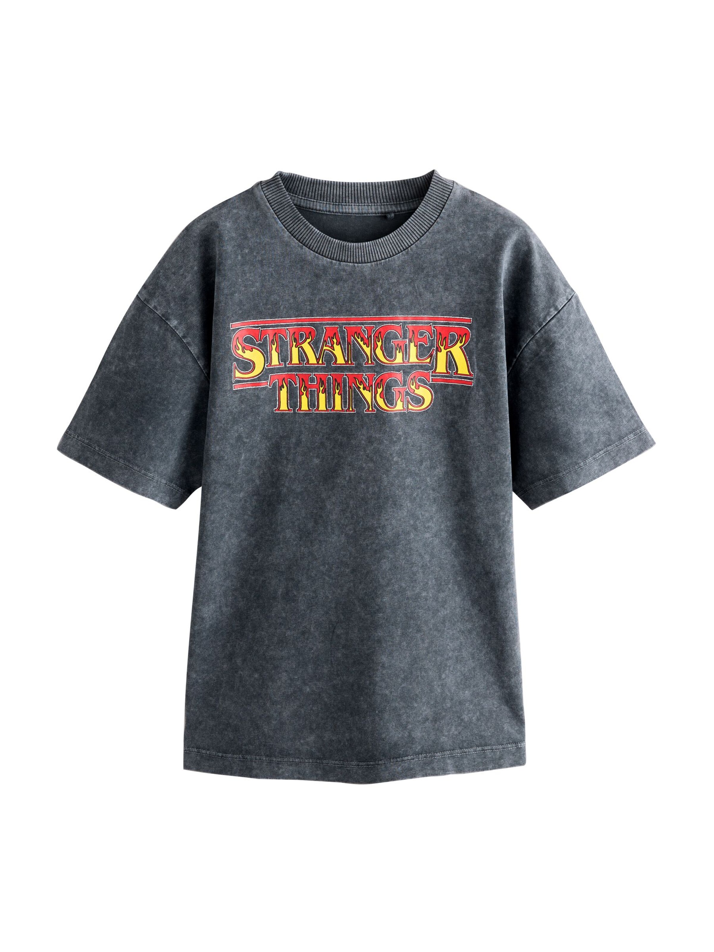 Tricou 'Stranger Things' de la Next pe gri: față